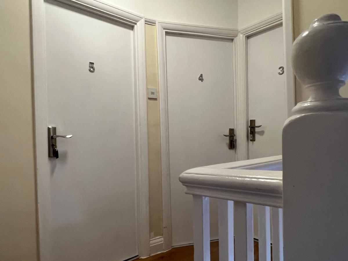 North West Lodge Guest House لندن المظهر الخارجي الصورة