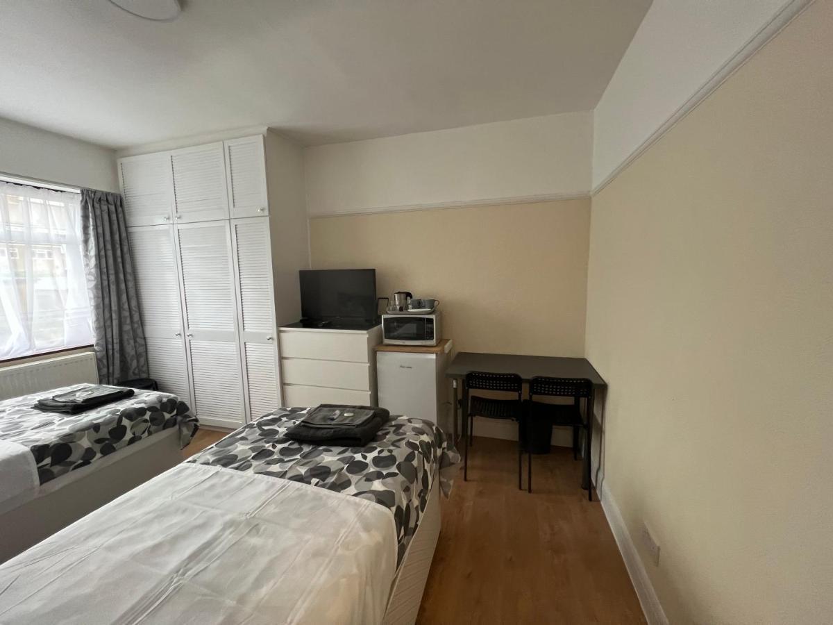 North West Lodge Guest House لندن المظهر الخارجي الصورة