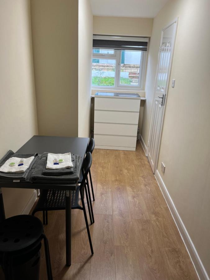 North West Lodge Guest House لندن المظهر الخارجي الصورة