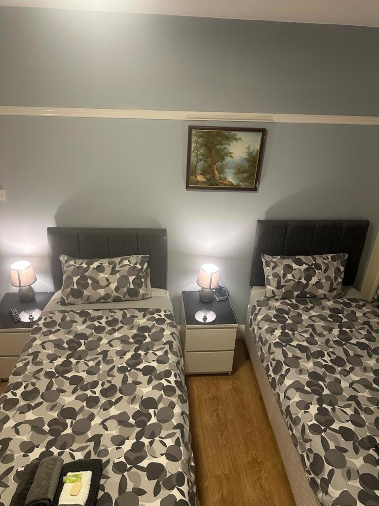 North West Lodge Guest House لندن المظهر الخارجي الصورة